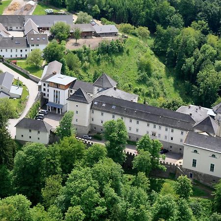 فندق Kloster Wernberg المظهر الخارجي الصورة