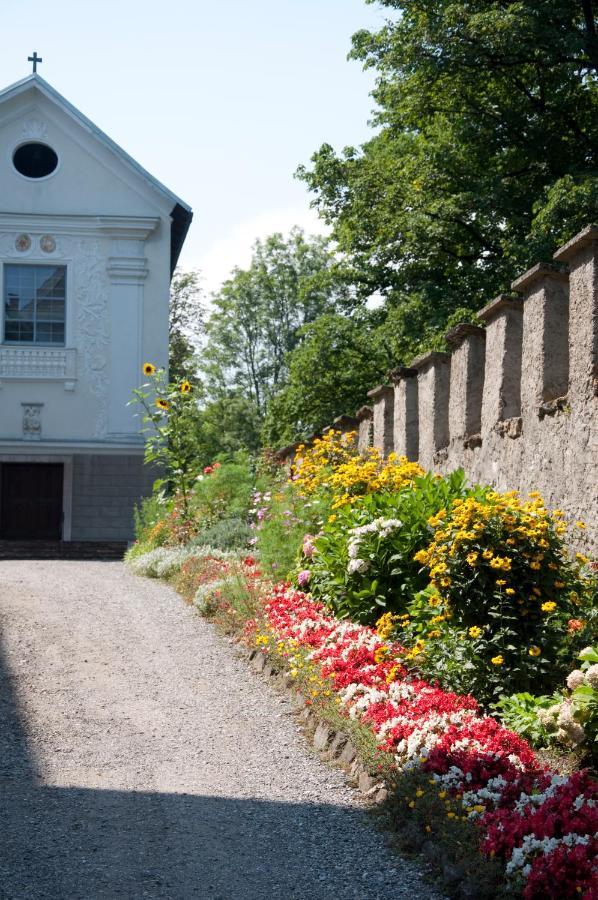 فندق Kloster Wernberg المظهر الخارجي الصورة