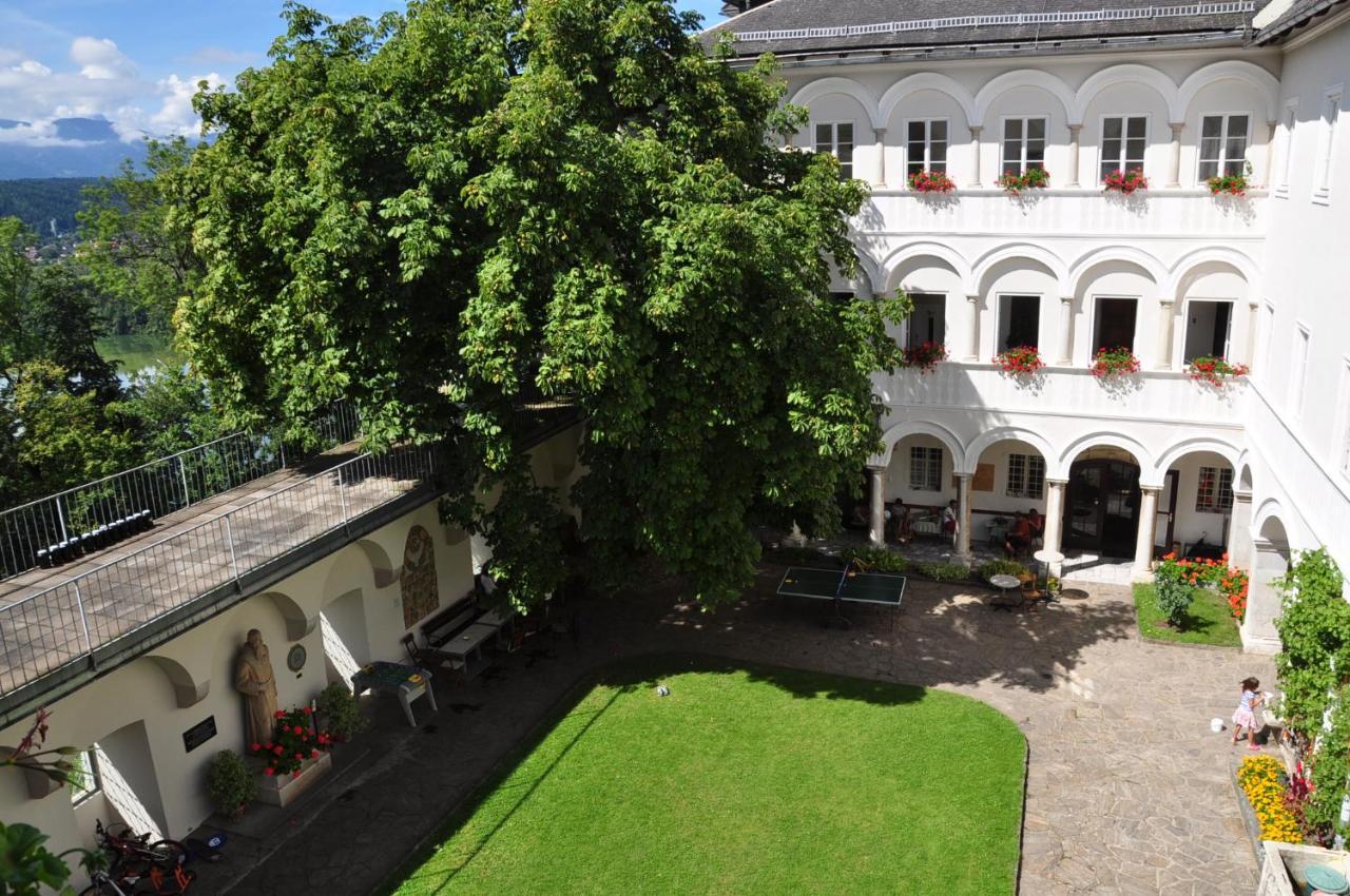 فندق Kloster Wernberg المظهر الخارجي الصورة